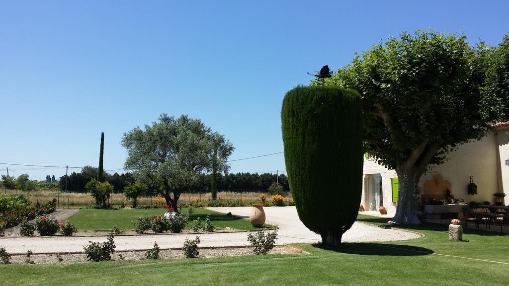 Mas de l'Ancienne Magnanerie Villa Mallemort Exterior foto