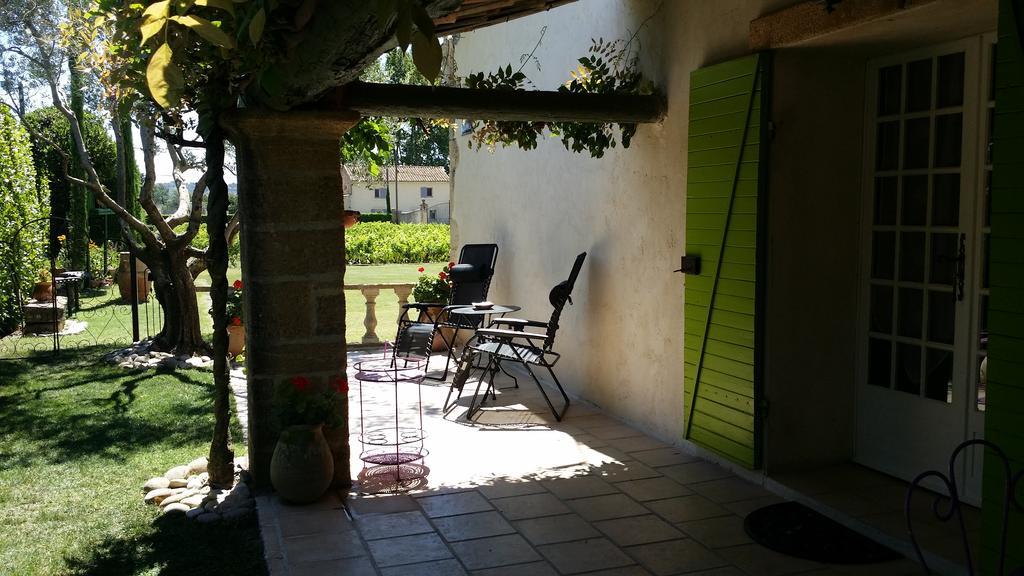 Mas de l'Ancienne Magnanerie Villa Mallemort Exterior foto